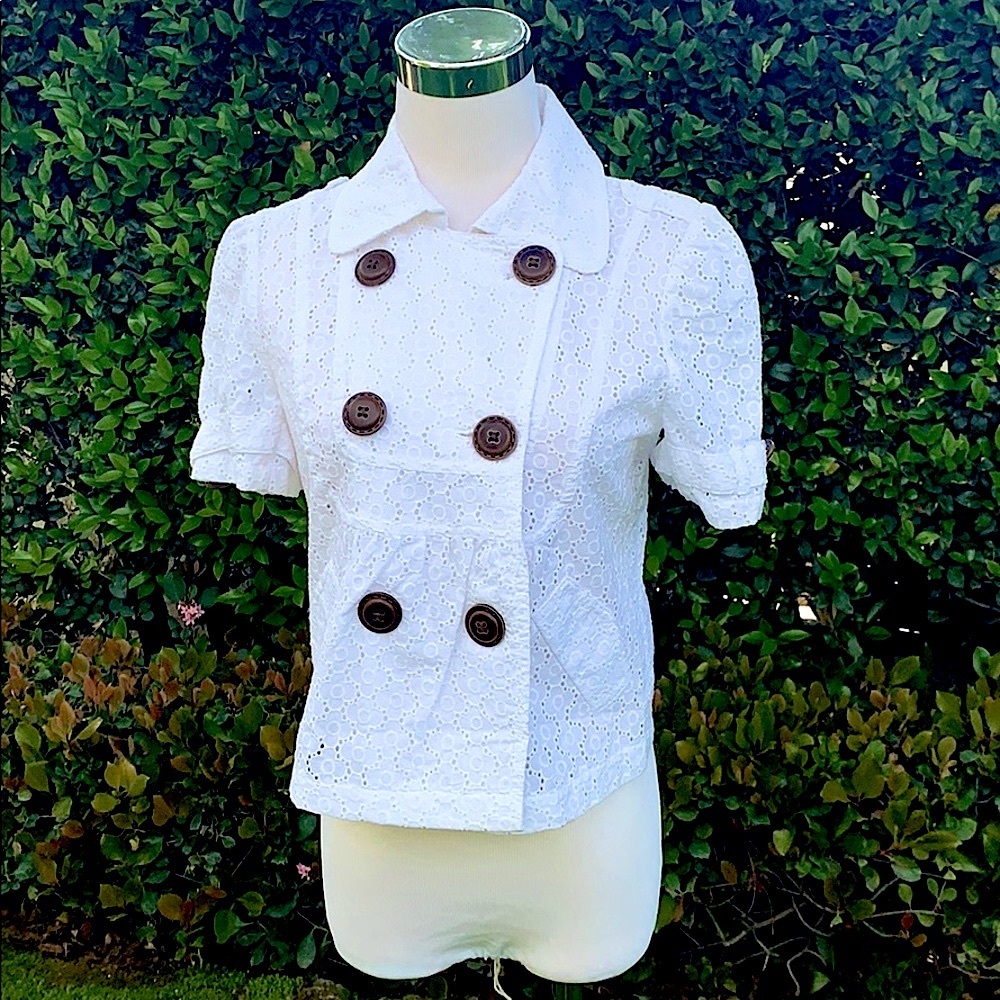NWOT Eyelet Lace American Rag short sleeve jacket top
